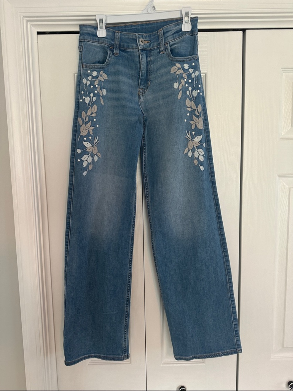 Girls 11/12 long Abercrombie jeans